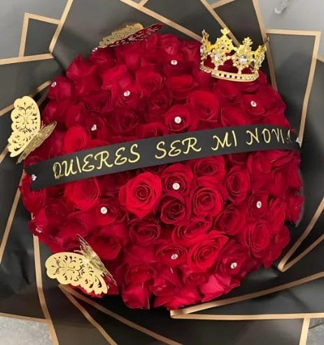 Where to Buy a Premium Red Roses Bouquet with Luxury Details?