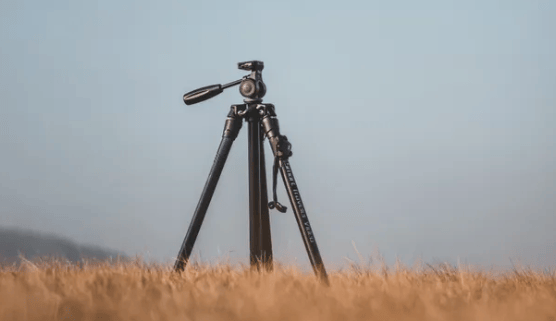 Comparison of Modern and Historical Crime Scene Photography